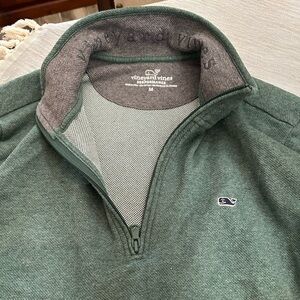 Men’s Vineyard Vine Pull Over Shirt
